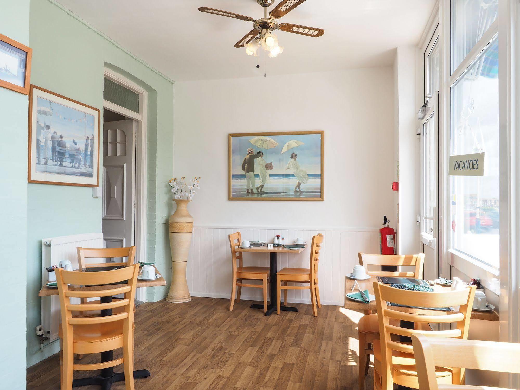 By The Sea Bed And Breakfast AEGON International Exteriér fotografie
