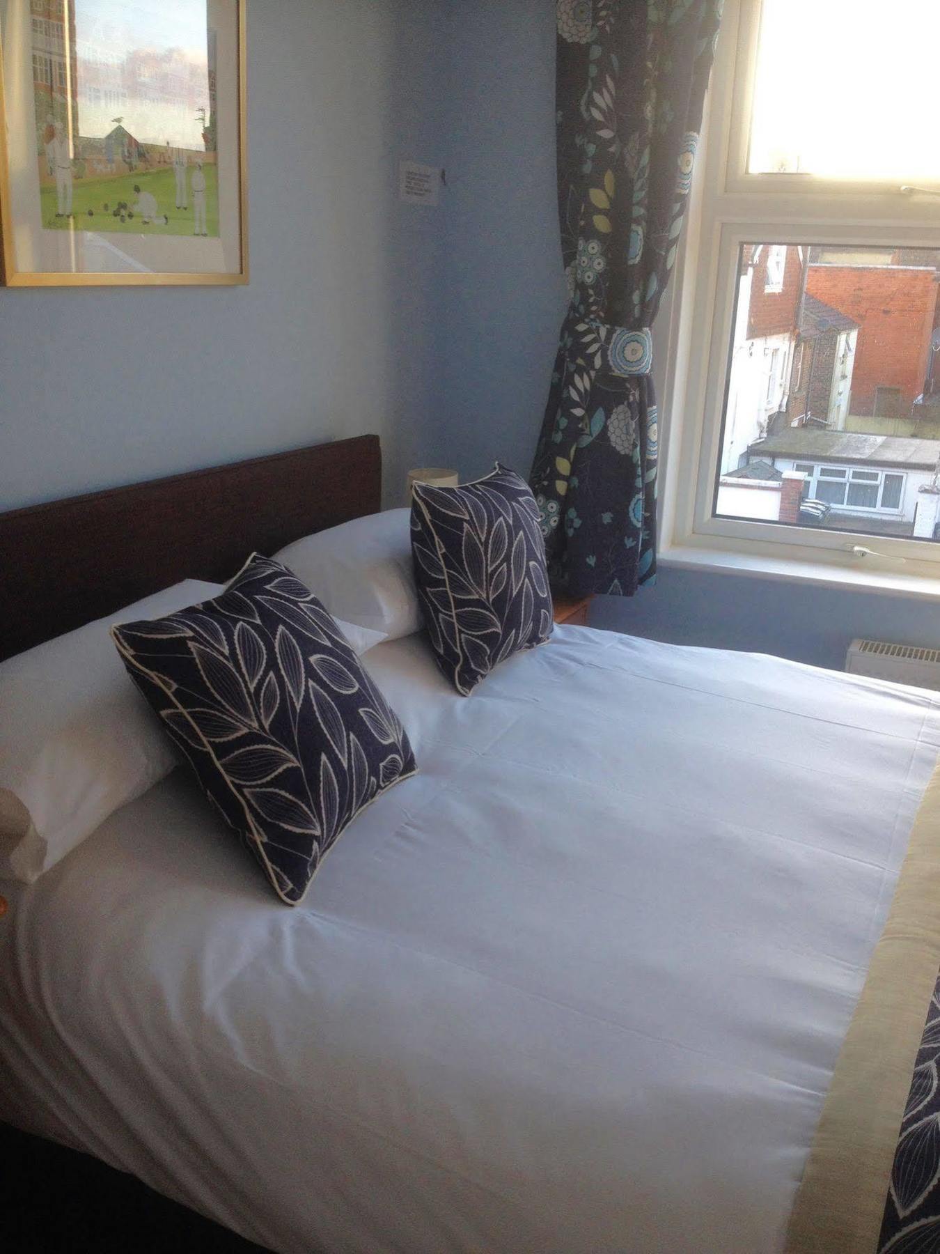By The Sea Bed And Breakfast AEGON International Exteriér fotografie